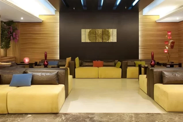 ROMANS AWAN HOTEL LOBİSİ