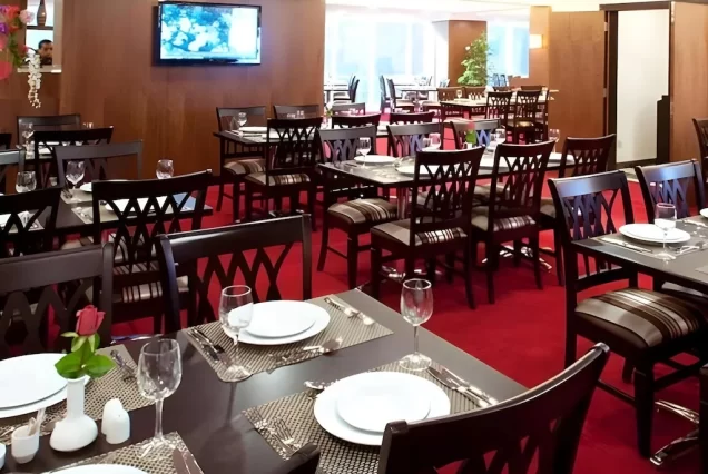 ROMANS AWAN HOTEL SALONU